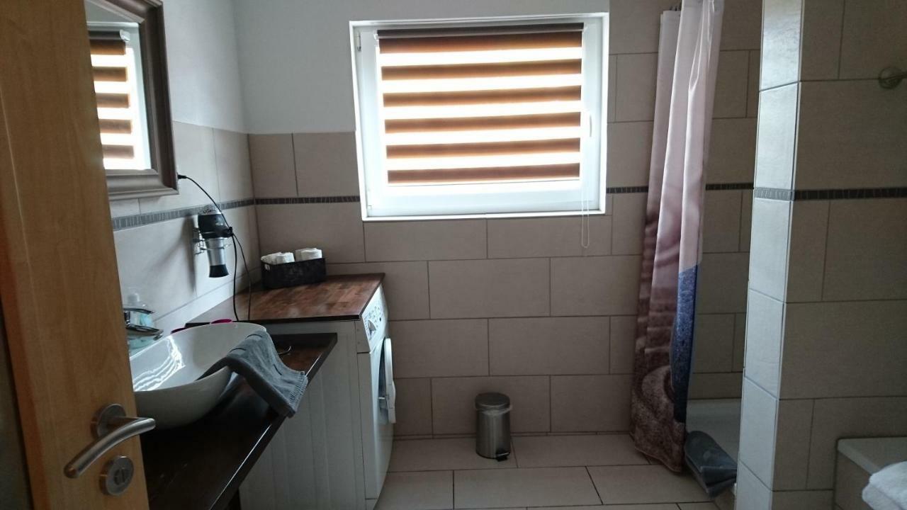 Ferienwohnung Loreley Weisel Exterior photo